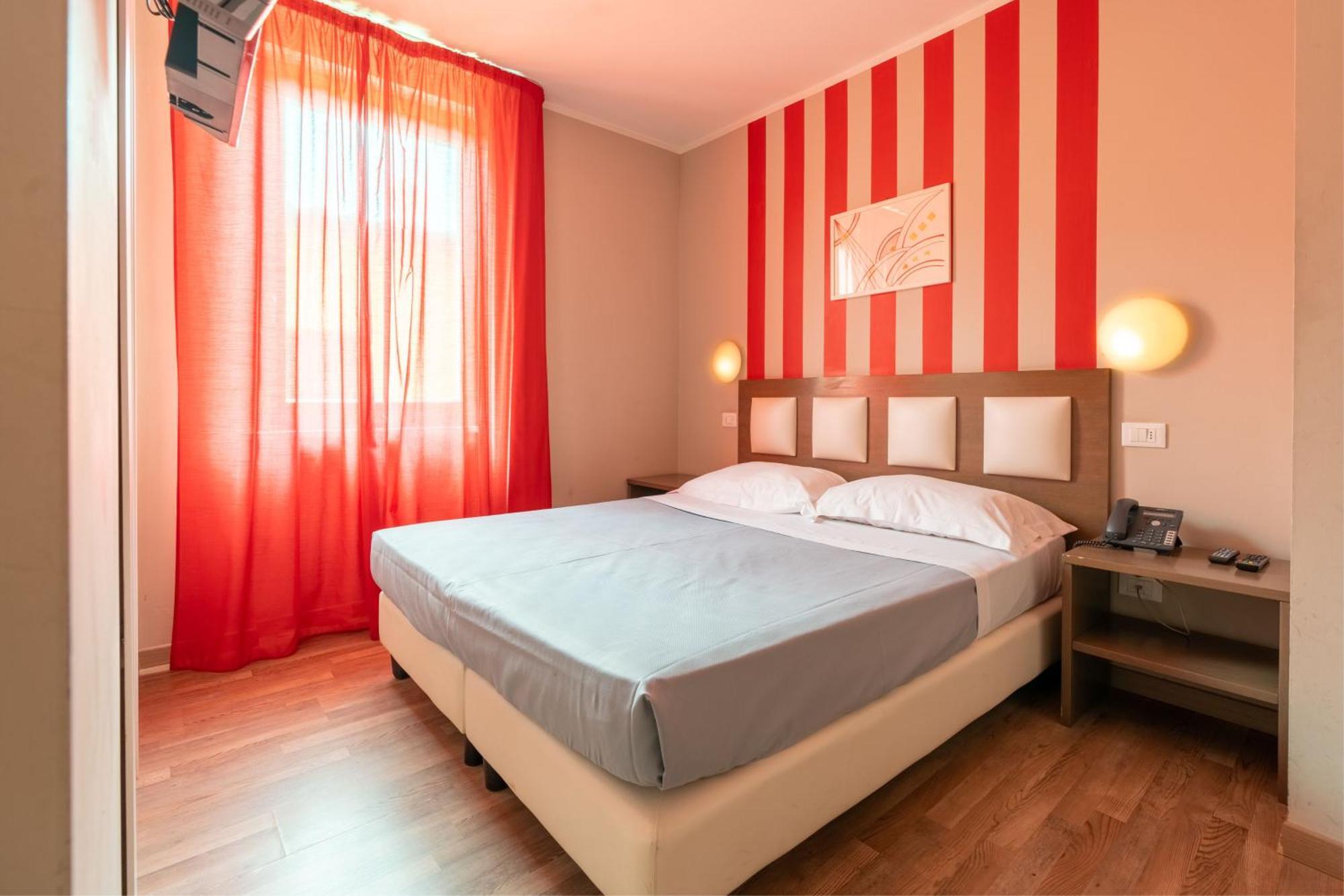 Gg8 Hotel & Suite Spa Gualdo Tadino Bagian luar foto