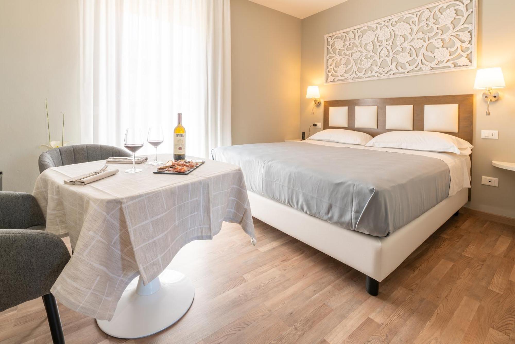 Gg8 Hotel & Suite Spa Gualdo Tadino Bagian luar foto