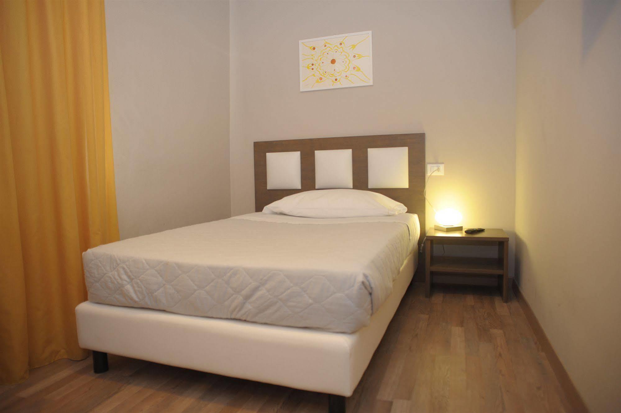 Gg8 Hotel & Suite Spa Gualdo Tadino Bagian luar foto
