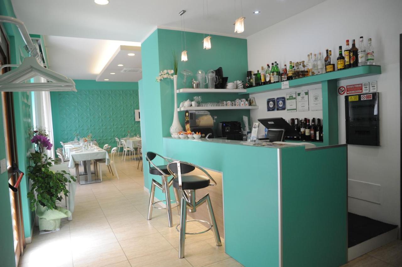 Gg8 Hotel & Suite Spa Gualdo Tadino Bagian luar foto