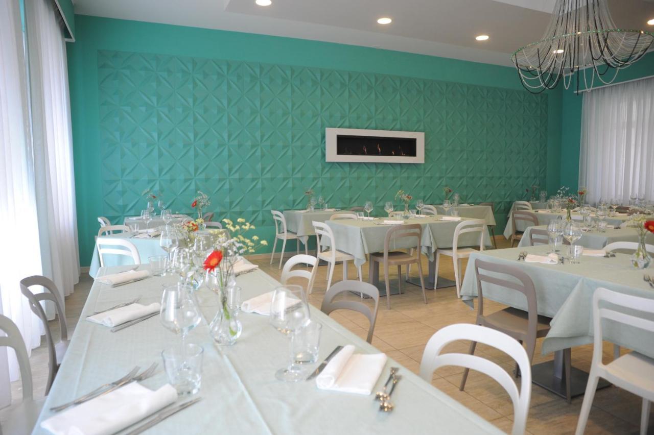 Gg8 Hotel & Suite Spa Gualdo Tadino Bagian luar foto
